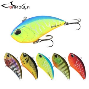 Lipless crankbait